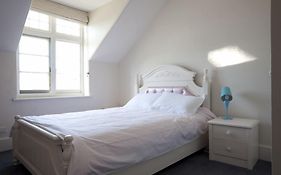 Lowena Cafe And Accommodation